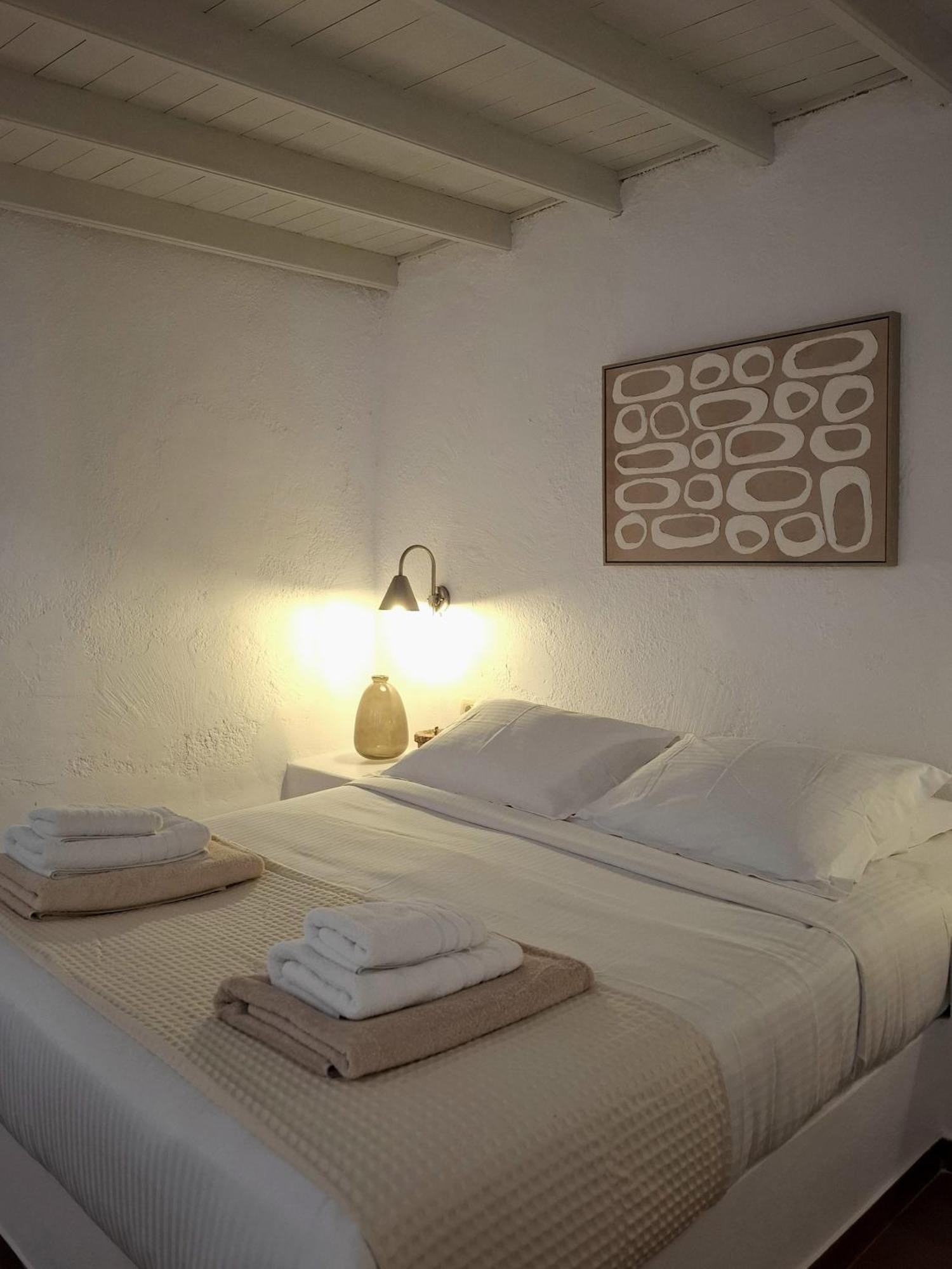 Mardanza Krokos Suites Imerovígli Extérieur photo