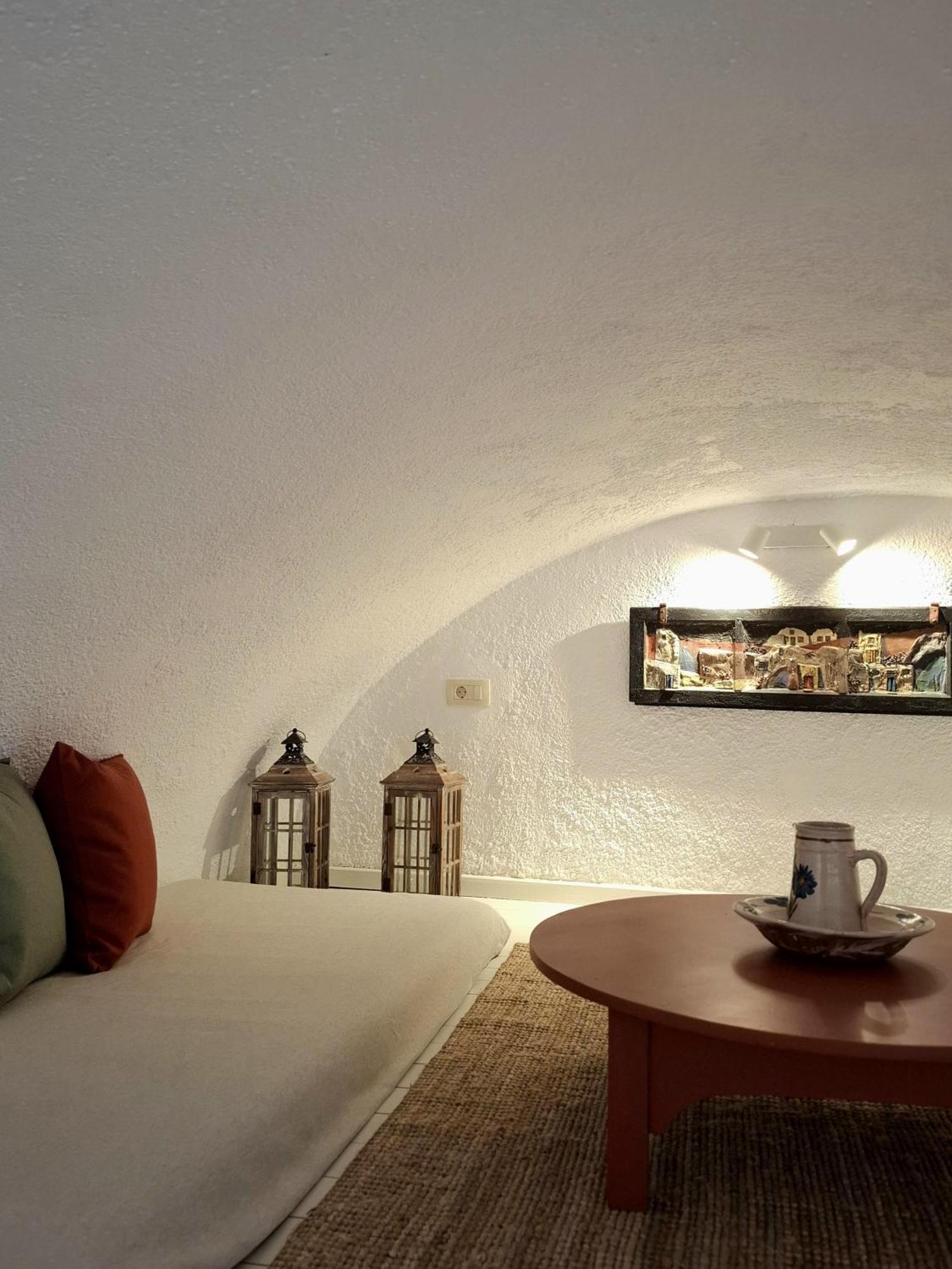 Mardanza Krokos Suites Imerovígli Extérieur photo